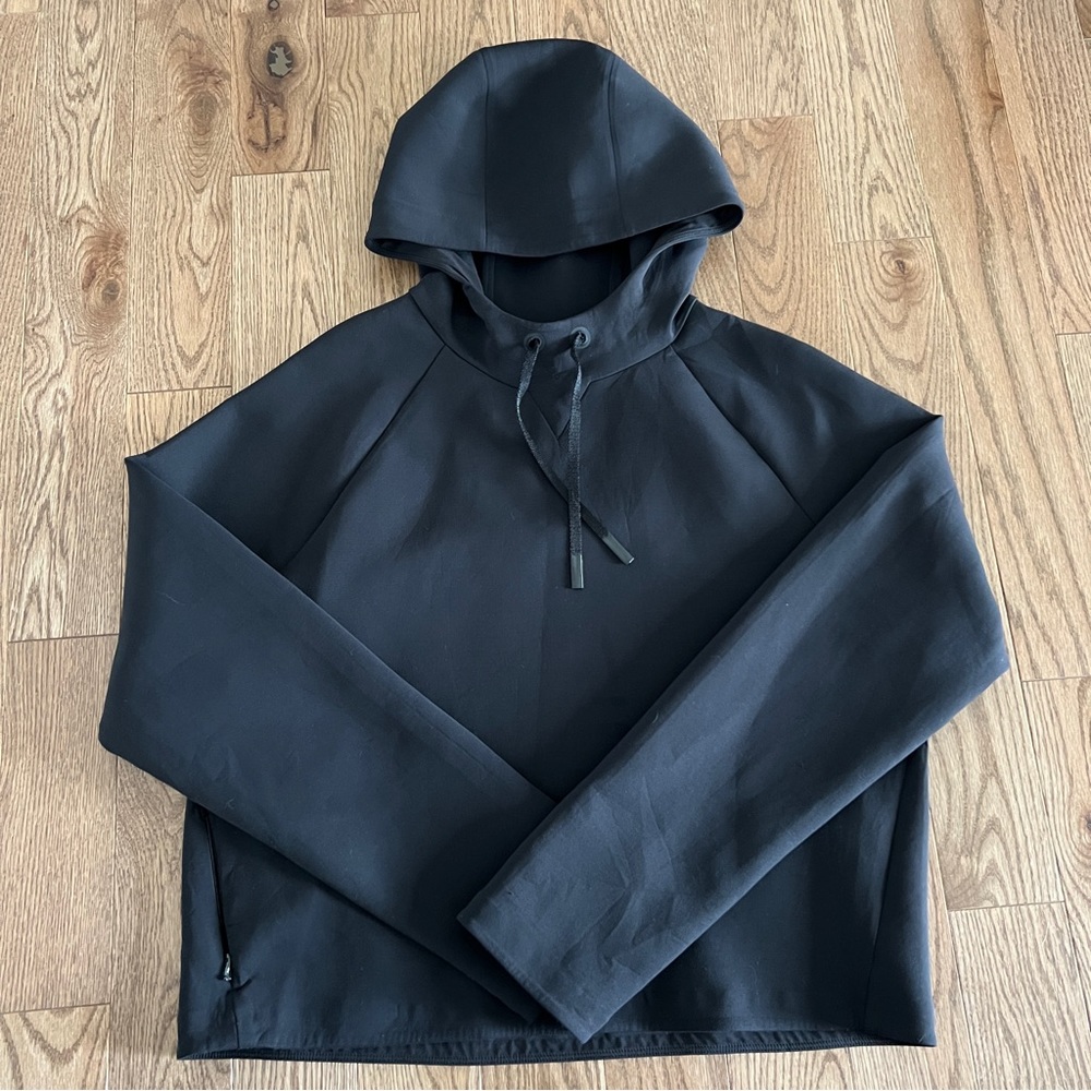 Lululemon Tech Lux Pullover